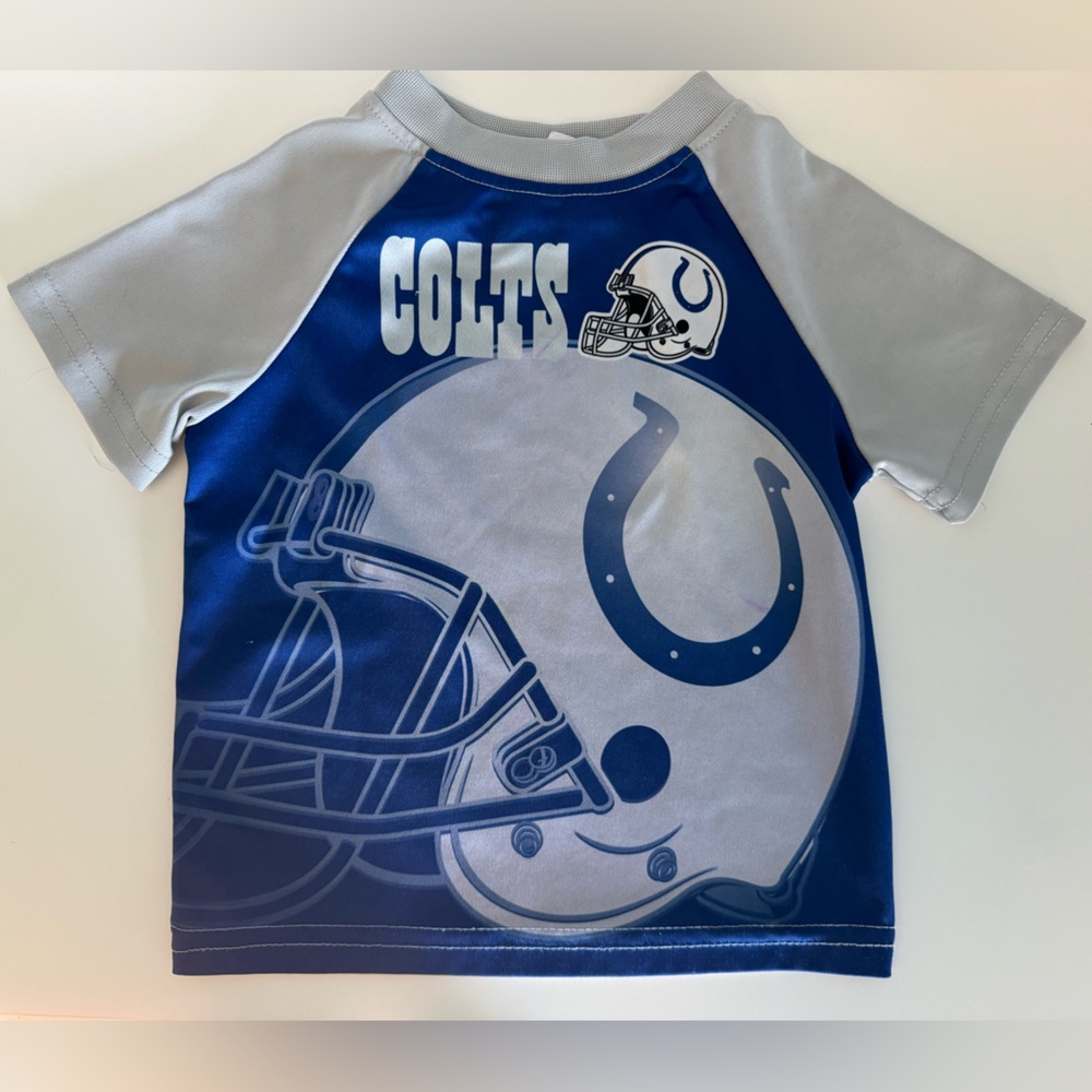2T Indianapolis Colts short sleeve shirt